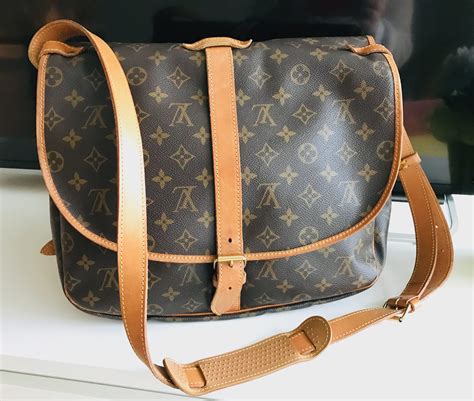 lv saumur fh8912|LOUIS VUITTON SAUMUR 35 MESSENGER SHOULDER BAG .